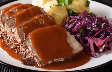  Sauerbraten ja paahdettu lanttu - mausteinen veistilounasta Yönaan!”